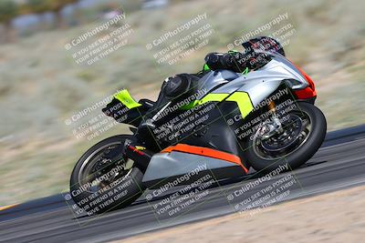 media/Apr-13-2024-SoCal Trackdays (Sat) [[f1617382bd]]/3-Turn 4 (1010am)/